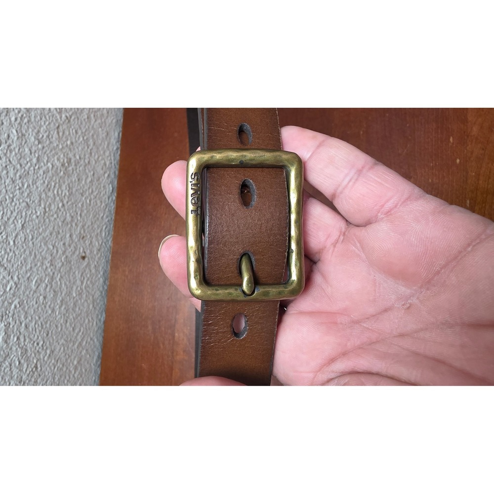 NEW Levis Belt Mens Medium Brown Leather Brass Buckle 13LV020014 Casual